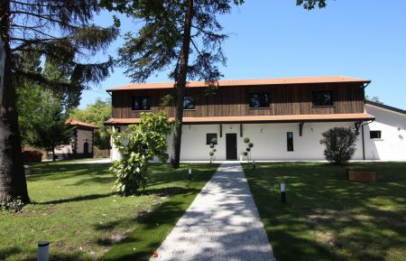 G&icirc;te n&deg;G2308 Gujan-Mestras - Gironde - La Villa J avec piscine privative chauff&eacute;e