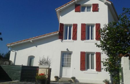 G&icirc;te n&deg;20474 Coudures - Landes - Fa&ccedil;ade  du G&icirc;te  l Escloupet &agrave;  Coudures .