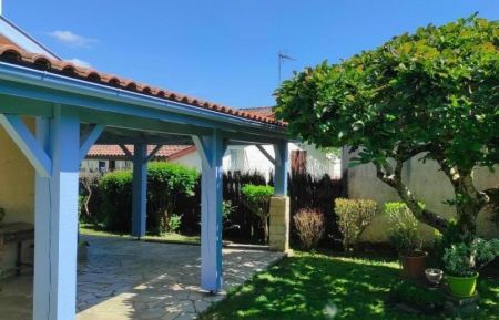 G&icirc;te n&deg;11815 Saint-Paul-l&egrave;s-Dax - Landes - Jardin arbor&eacute; totalement clos de 556 m&sup2;