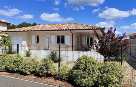 G&icirc;te n&deg;20593 Azur - Landes - photo