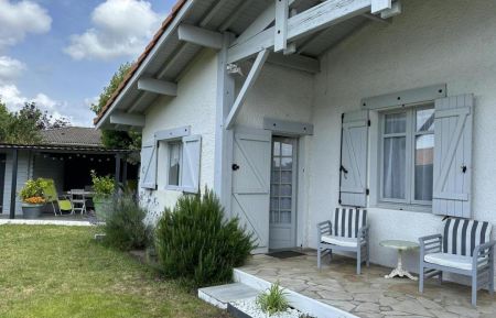 G&icirc;te n&deg;20609 Sainte-Eulalie-en-Born - Landes - photo