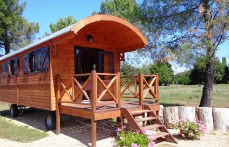 Roulotte(s)10792 Saint-Julien-en-Born - Landes - photo