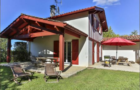 G&icirc;te n&deg;G252089 Saint-Pierre-d'Irube - Pyr&eacute;n&eacute;es-Atlantiques - photo